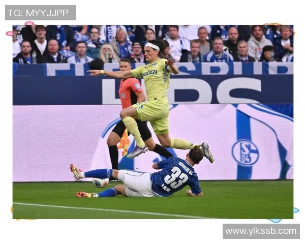 塔拉戈纳与阿拉维斯的精彩对决揭示西甲新赛季的激烈竞争